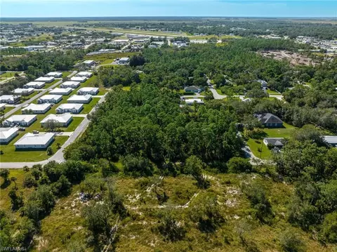 E Seminole Ave, Labelle, FL 33935 photo 6