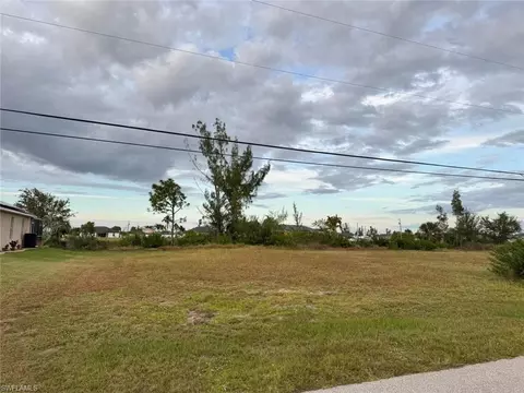 405 NW 19th Ter, Cape Coral, FL 33993