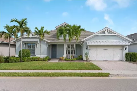 Exterior - 10596 Jackson Square Dr, Estero, FL 33928 photo 2 of 8