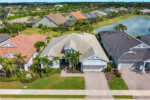 Exterior - 10596 Jackson Square Dr, Estero, FL 33928 photo 4 of 8