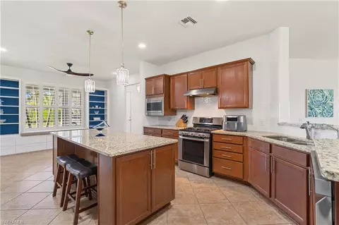 Kitchen - 10596 Jackson Square Dr, Estero, FL 33928 photo 3 of 4