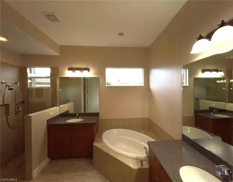6082 Divot Ct, Naples, FL 34113 photo 24