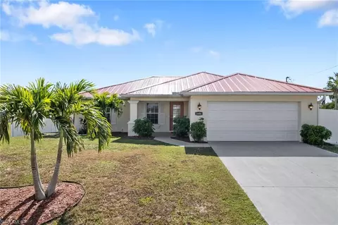 1606 NE 35th St, Cape Coral, FL 33909