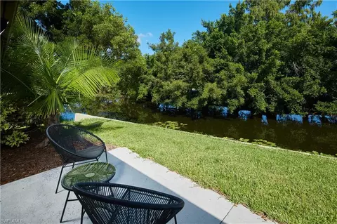 843 Palm View Dr #25, Naples, FL 34110