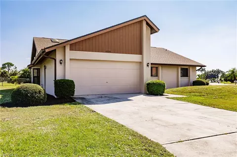 15320 Sam Snead Ln, North Fort Myers, FL 33917