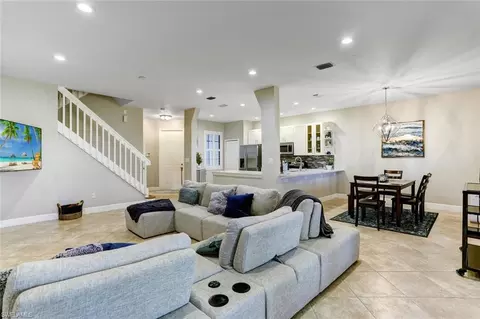 14966 Summit Place Cir, Naples, FL 34119