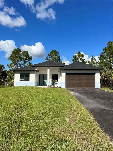 2839 34th Ave SE, Naples, FL 34117