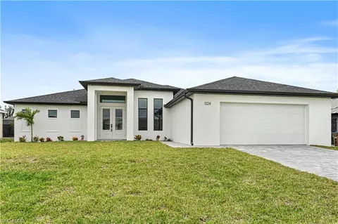 1224 NW 37th Ave, Cape Coral, FL 33993