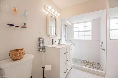 538 9th Ave S, Naples, FL 34102 photo 9
