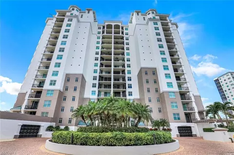 445 Cove Tower Dr #403, Naples, FL 34110