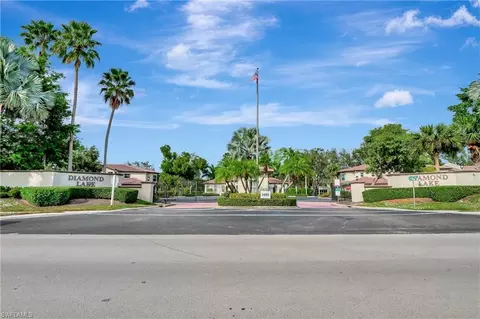 200 Diamond Cir #208, Naples, FL 34110