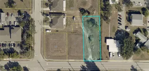 505 Center Rd, Fort Myers, FL 33907