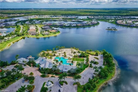 14342 Charthouse Cir, Naples, FL 34114