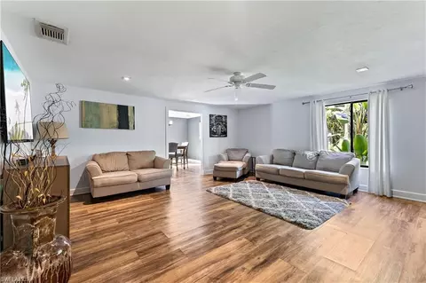 4290 11th Ave SW, Naples, FL 34116