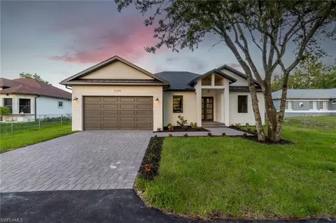 3692 8th Ave SE, Naples, FL 34117
