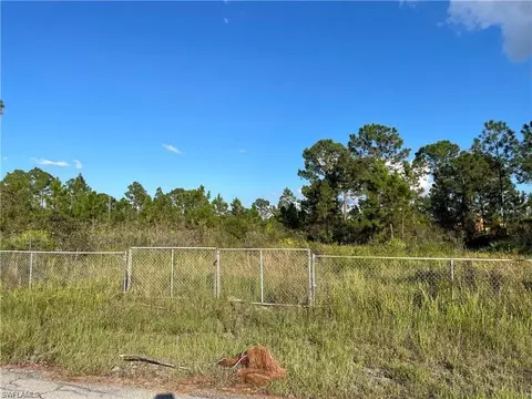 1320 Oak Ave, Lehigh Acres, FL 33972