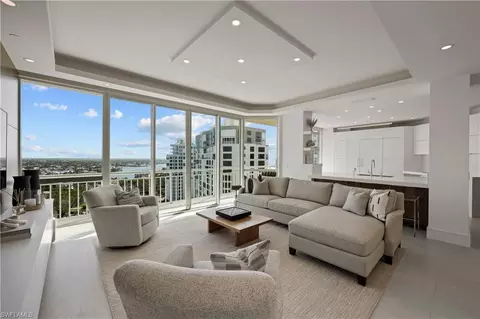 4255 Gulf Shore Blvd N #1602, Naples, FL 34103