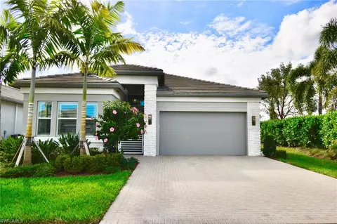 11555 Jacaranda Dr, Naples, FL 34120