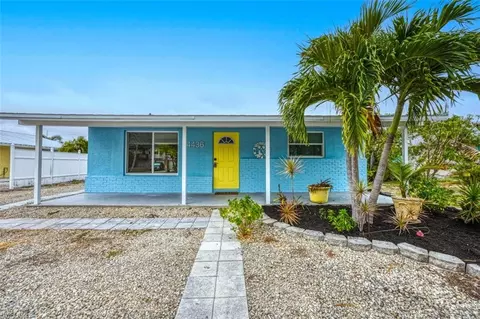 4436 Little Hickory Rd, Bonita Springs, FL 34134