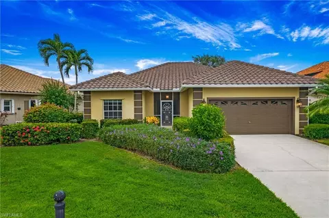 7073 Falcons Glen Blvd, Naples, FL 34113