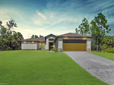 2529 Santa Barbara Blvd N, Cape Coral, FL 33993