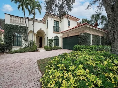2651 Caladium Way, Naples, FL 34105