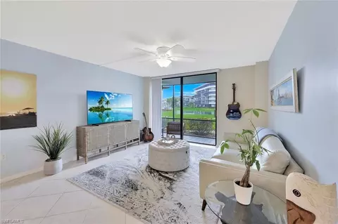 601 Seaview Ct #C-109, Marco Island, FL 34145