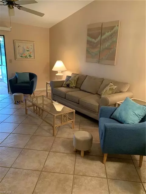 2071 Pine Isle Ln #2071, Naples, FL 34112