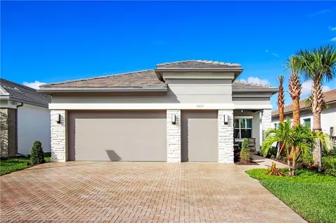11857 Hydrangea Pl, Naples, FL 34120