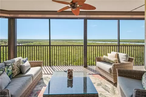 1050 Borghese Ln #501, Naples, FL 34114