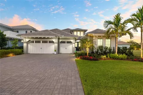6497 Arriba Ave, Naples, FL 34113