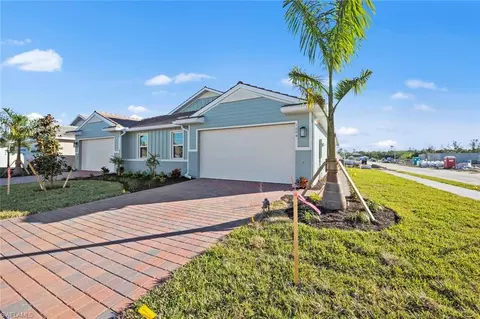 1008 Tranquil Brook Dr, Naples, FL 34114
