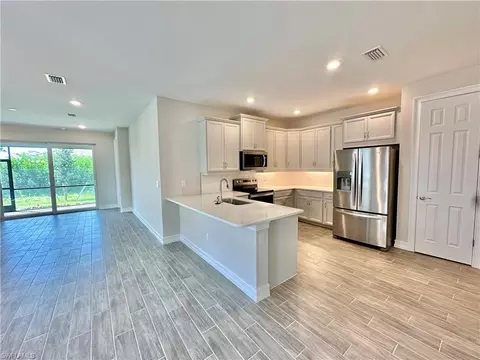 1008 Tranquil Brook Dr, Naples, FL 34114 photo 3