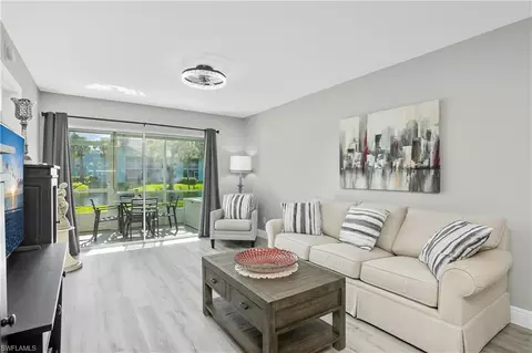 149 Wading Bird Cir #I-104, Naples, FL 34110