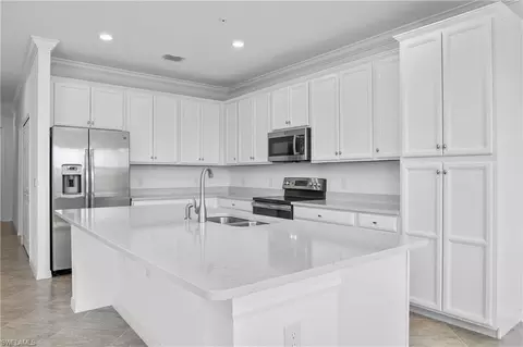 9590 Trevi Ct #5346, Naples, FL 34113