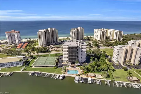 11030 Gulf Shore Dr #801, Naples, FL 34108