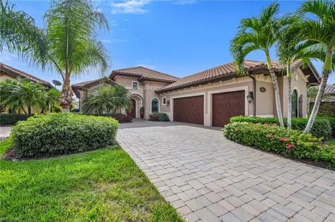 6714 Canwick Cove Cir, Naples, FL 34113