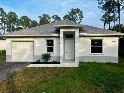 1544 Desoto Blvd S, Naples, FL 34117