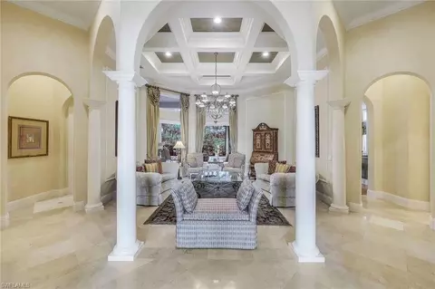 8608 Majorca Ln, Naples, FL 34114 photo 4