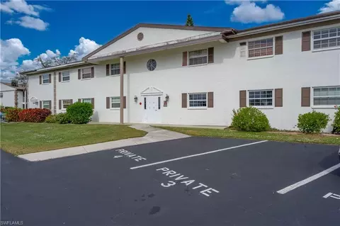 7013 New Post Dr #3, North Fort Myers, FL 33917