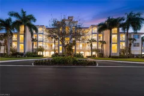 4874 Hampshire Ct #8-104, Naples, FL 34112