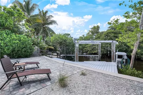 109 Cocohatchee St, Naples, FL 34110 photo 30