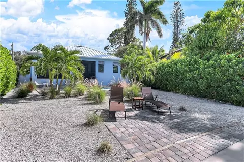 109 Cocohatchee St, Naples, FL 34110 photo 29