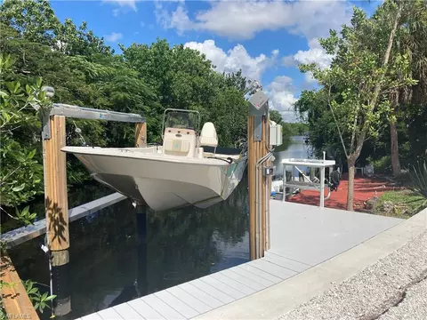 109 Cocohatchee St, Naples, FL 34110 photo 33