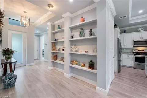 109 Cocohatchee St, Naples, FL 34110 photo 4