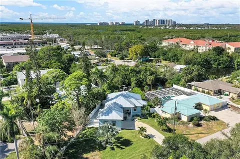 109 Cocohatchee St, Naples, FL 34110 photo 37