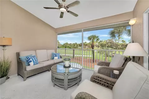 1970 Willow Bend Cir #6-202, Naples, FL 34109