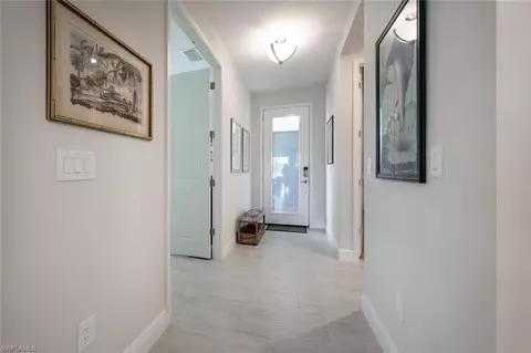 2247 Marquesa Cir, Naples, FL 34112 photo 14