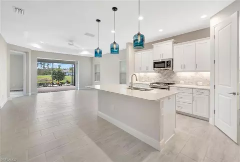 2247 Marquesa Cir, Naples, FL 34112 photo 3