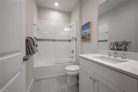2247 Marquesa Cir, Naples, FL 34112 photo 13